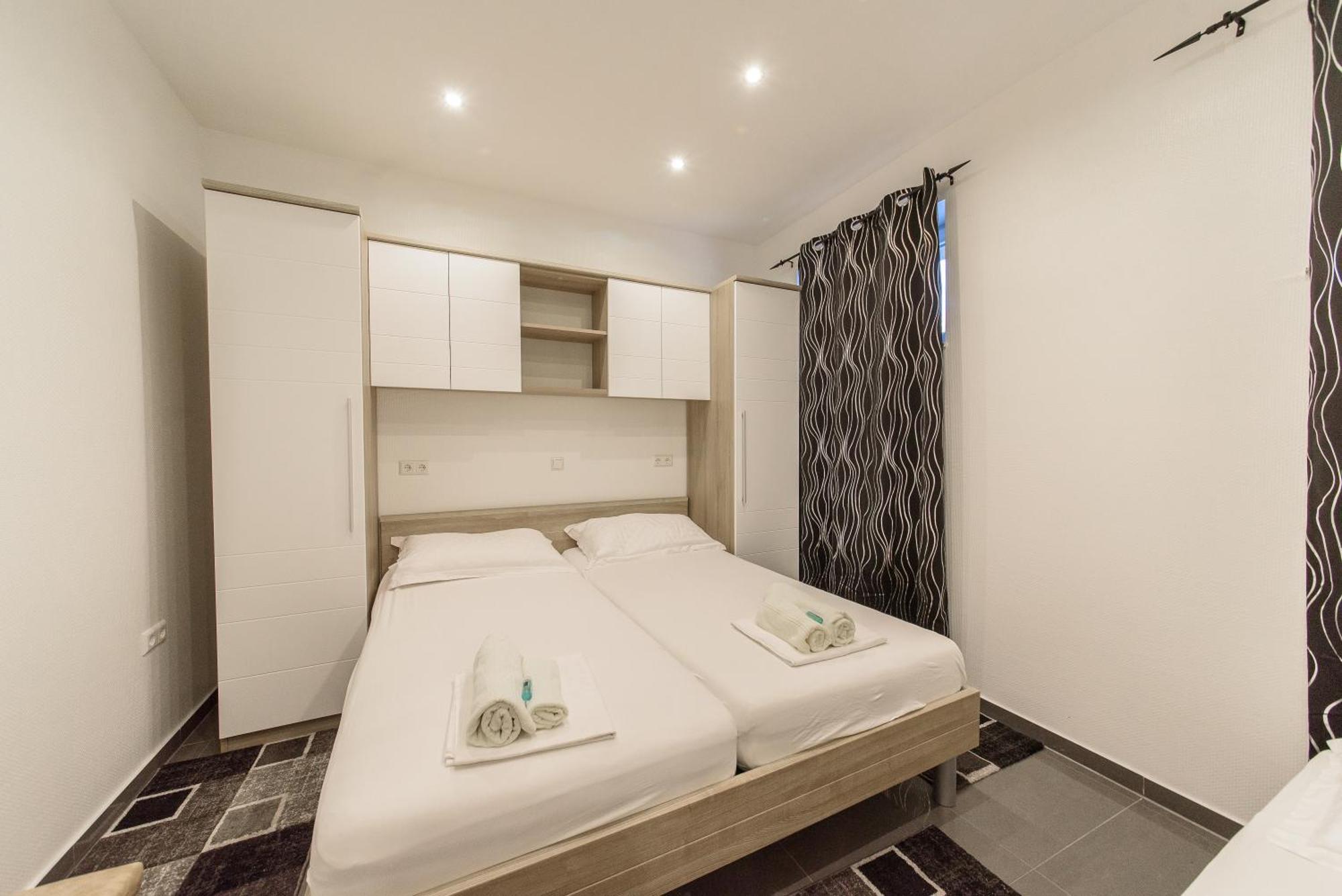 Jeli Apartments 스타리그라드 파클레니차 객실 사진