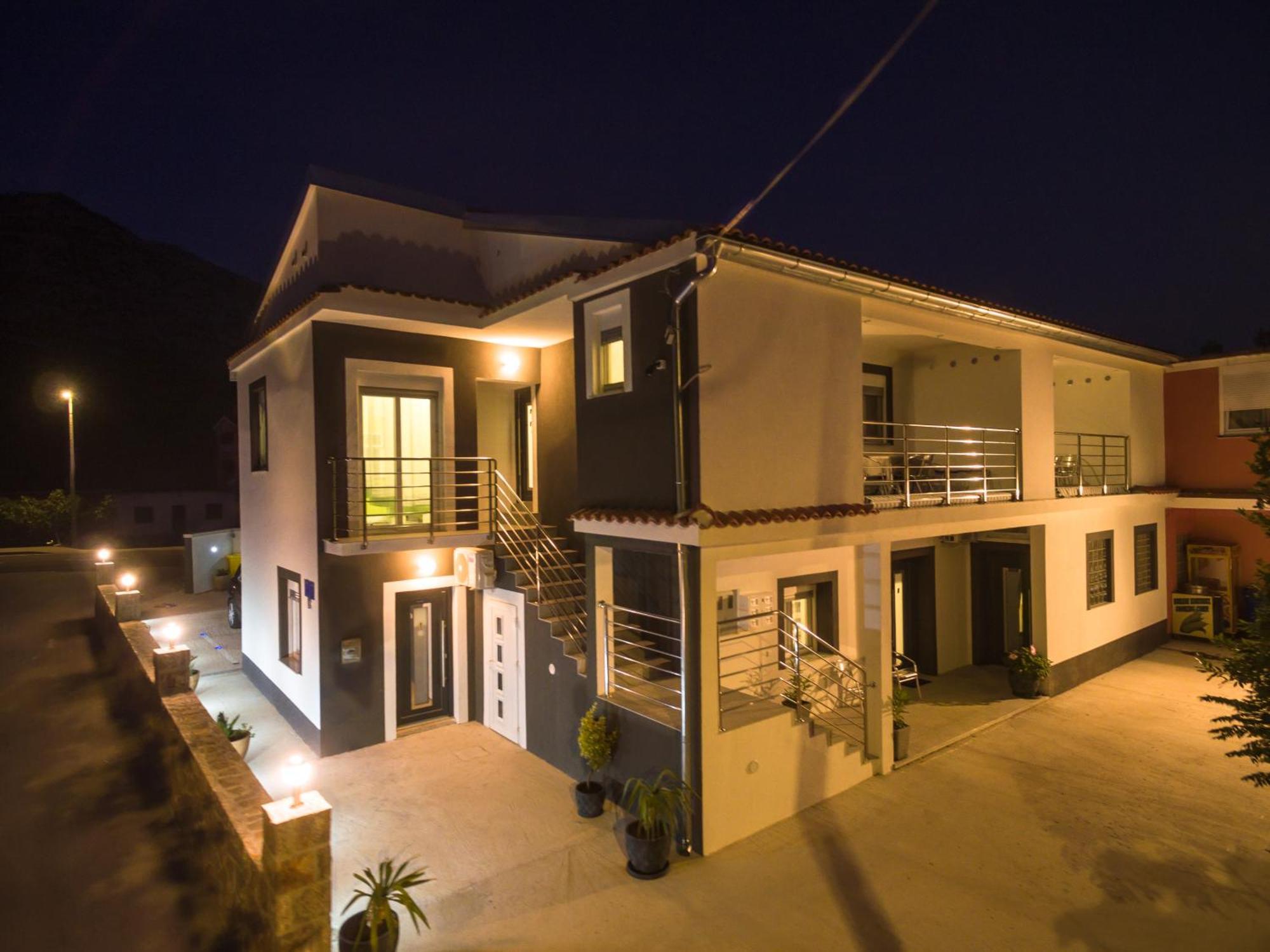 Jeli Apartments 스타리그라드 파클레니차 객실 사진