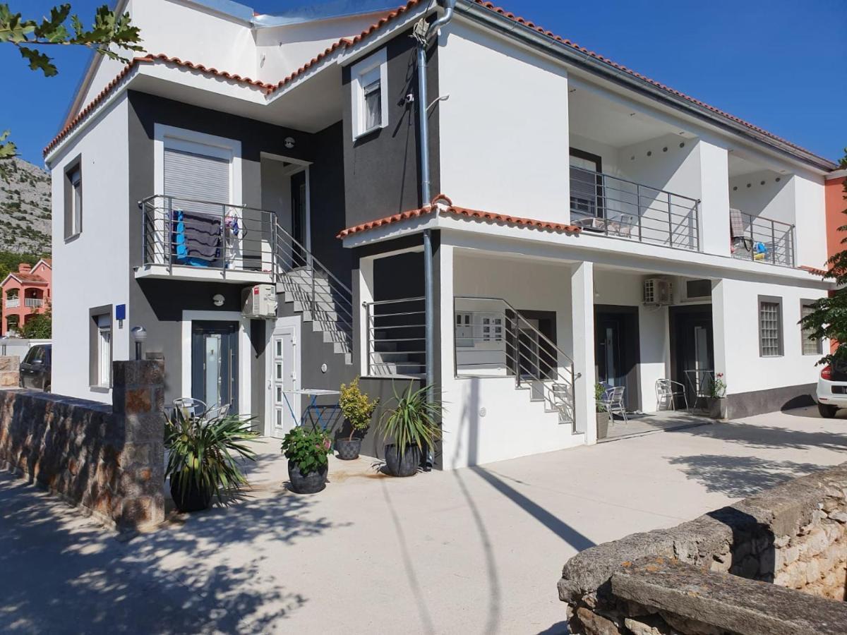 Jeli Apartments 스타리그라드 파클레니차 외부 사진